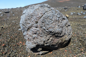 La Plaine des Sables-Une bombe volcanique
